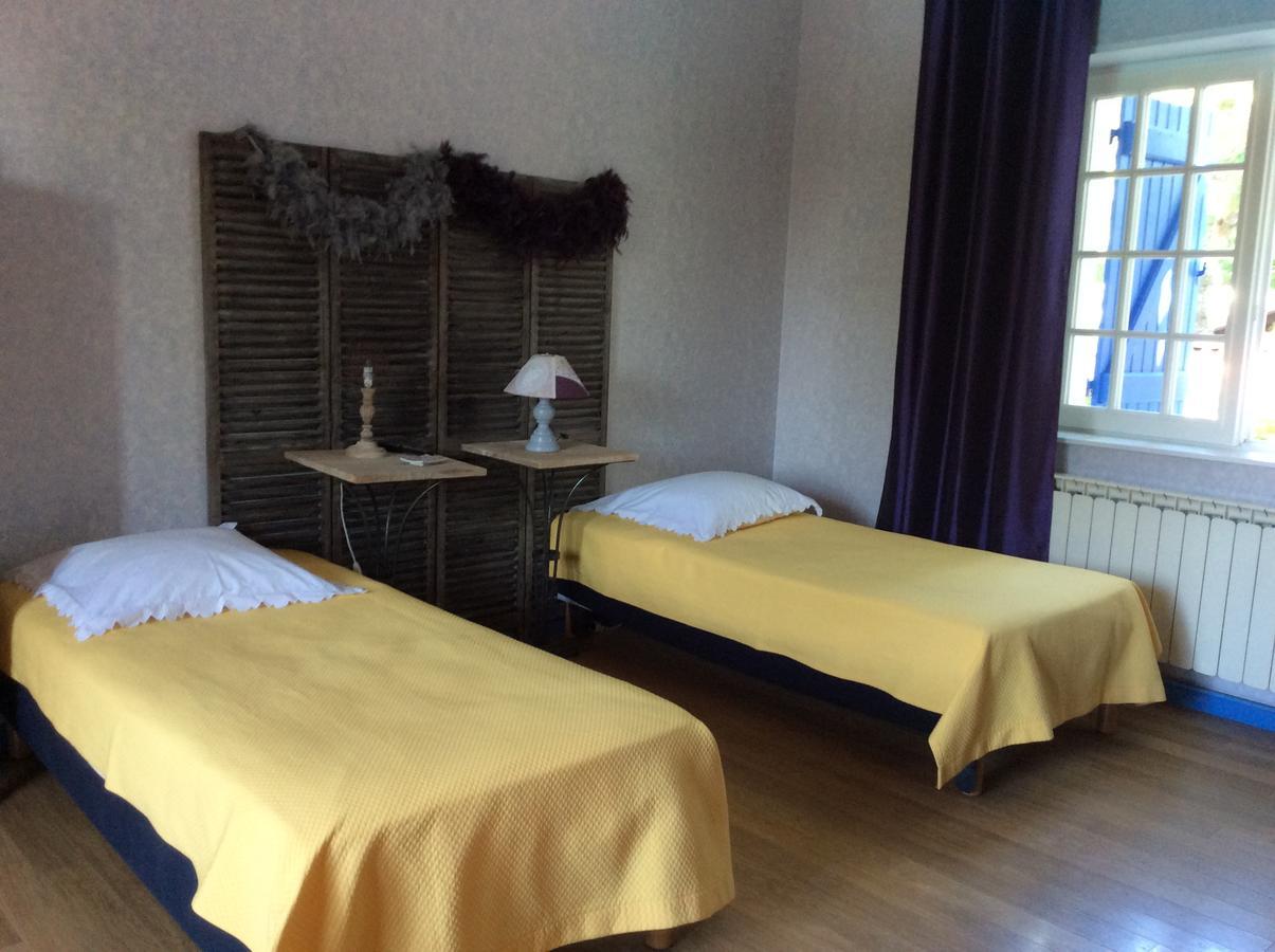 Le Relais Du Grand Logis Bed and Breakfast Civrieux Εξωτερικό φωτογραφία