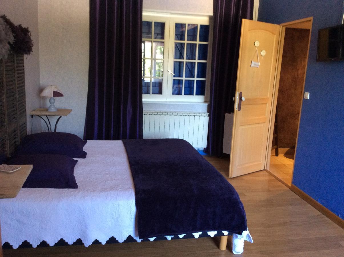 Le Relais Du Grand Logis Bed and Breakfast Civrieux Εξωτερικό φωτογραφία