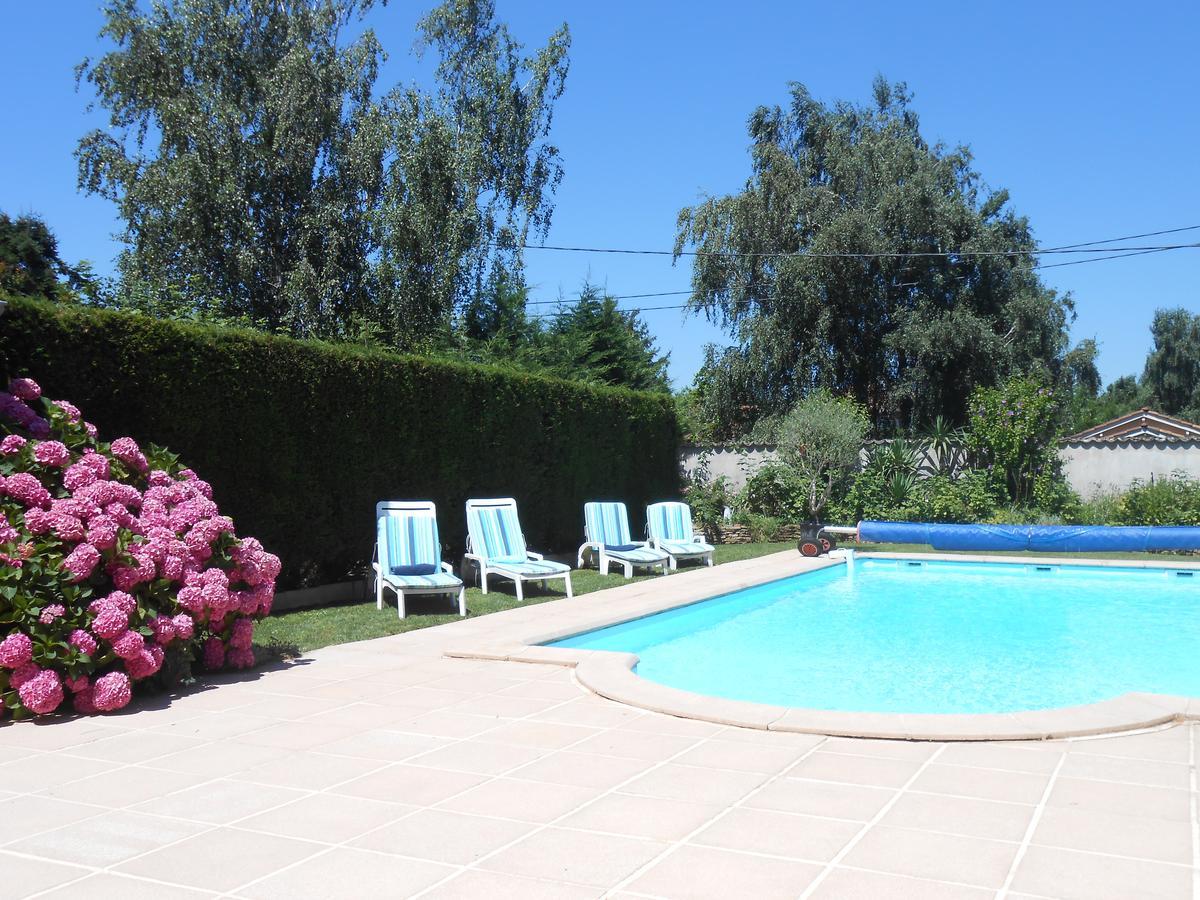 Le Relais Du Grand Logis Bed and Breakfast Civrieux Εξωτερικό φωτογραφία