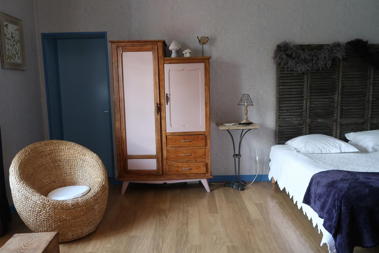 Le Relais Du Grand Logis Bed and Breakfast Civrieux Εξωτερικό φωτογραφία